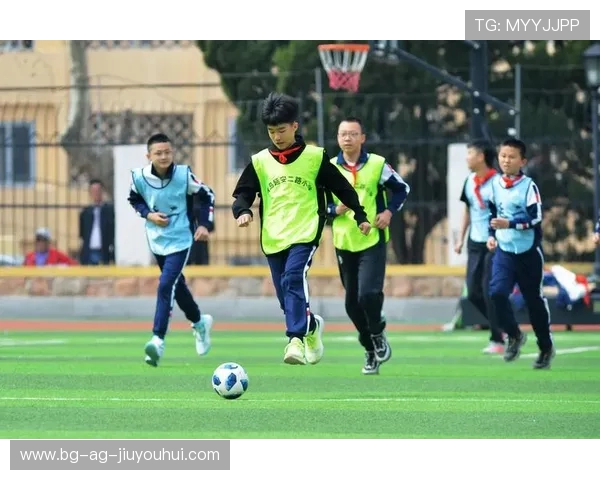 信阳人足球热潮再起绿茵精神点燃城市青春梦想